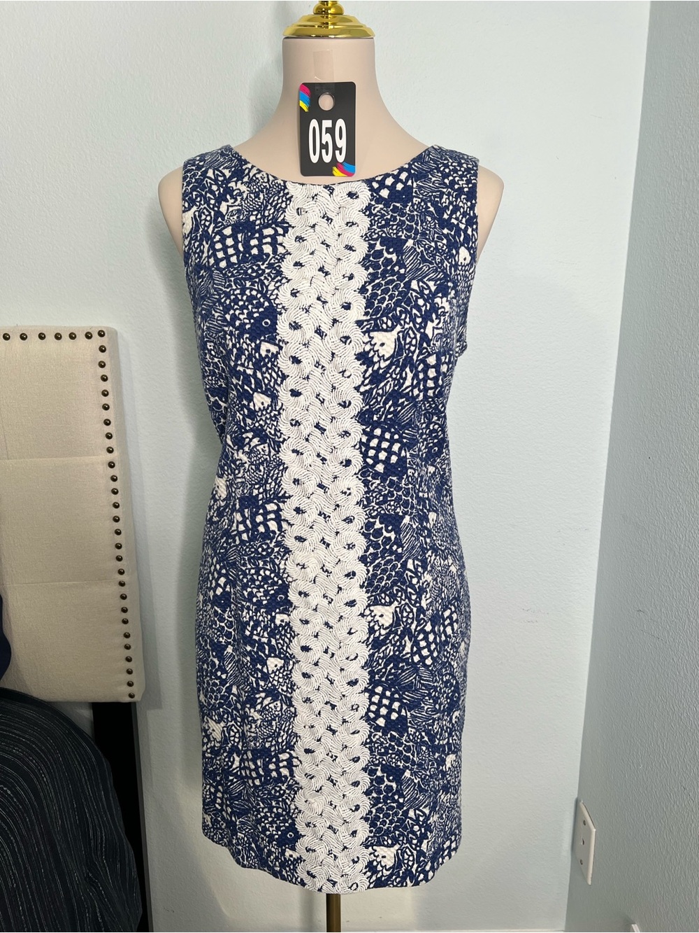Lilly Pulitzer Navy and White Sleeveless Sheath Dress
